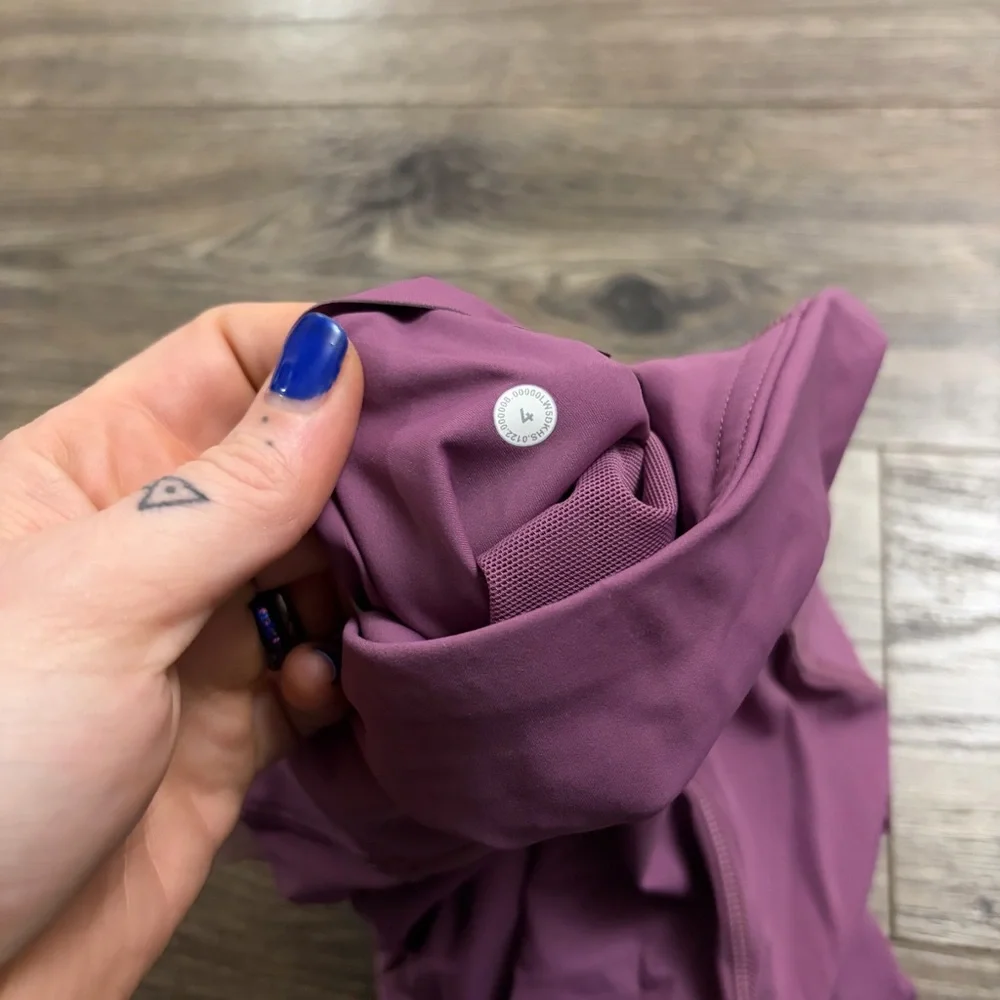 NWT Lululemon Base Pace High-Rise Tight 25